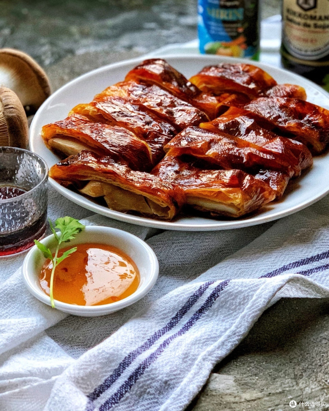 杏鲍菇油豆皮素烧鸭,红亮诱人