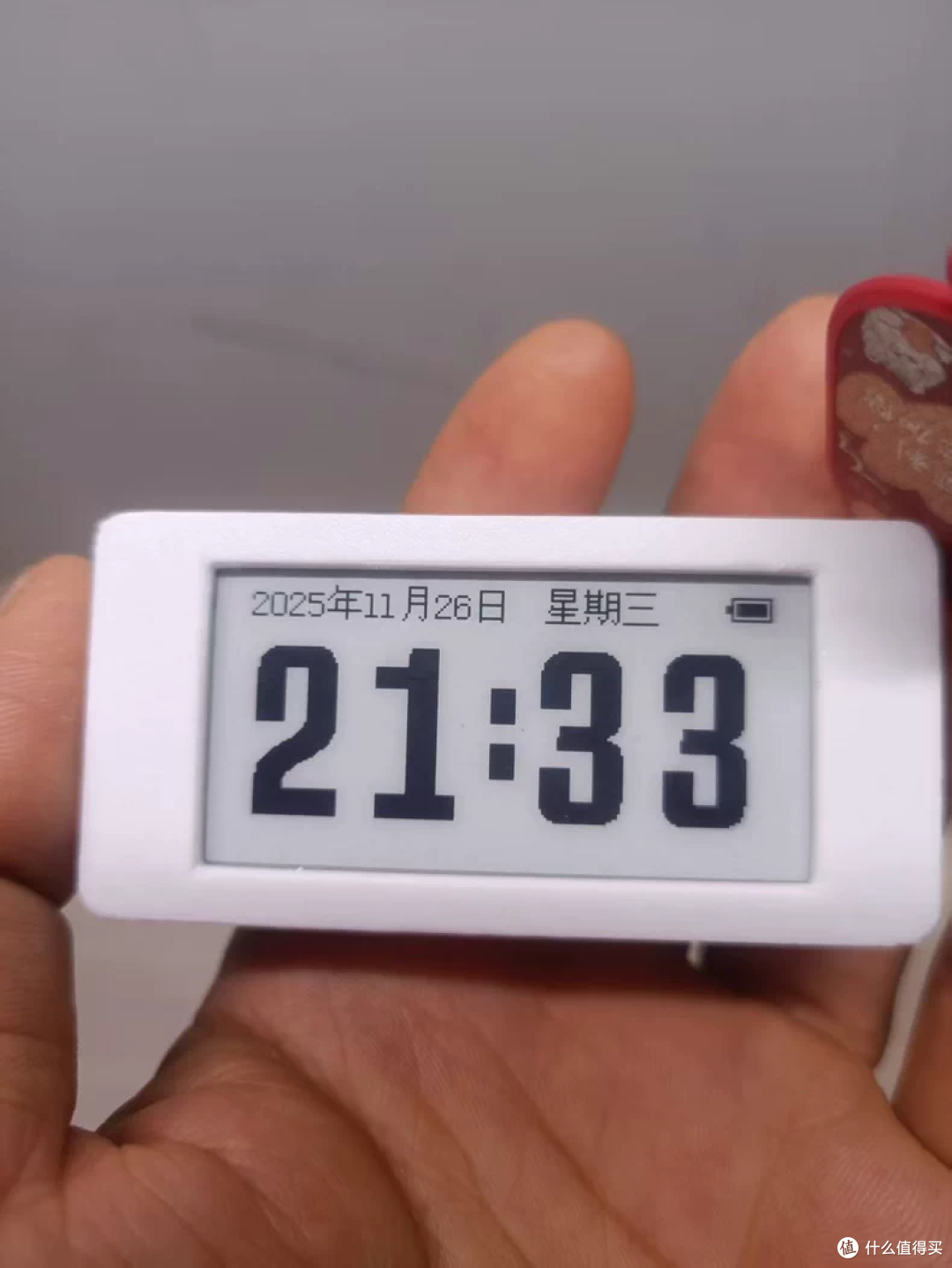 10.8元捡漏墨水屏时钟,某鱼大佬手搓!据称能达到6个月的续航