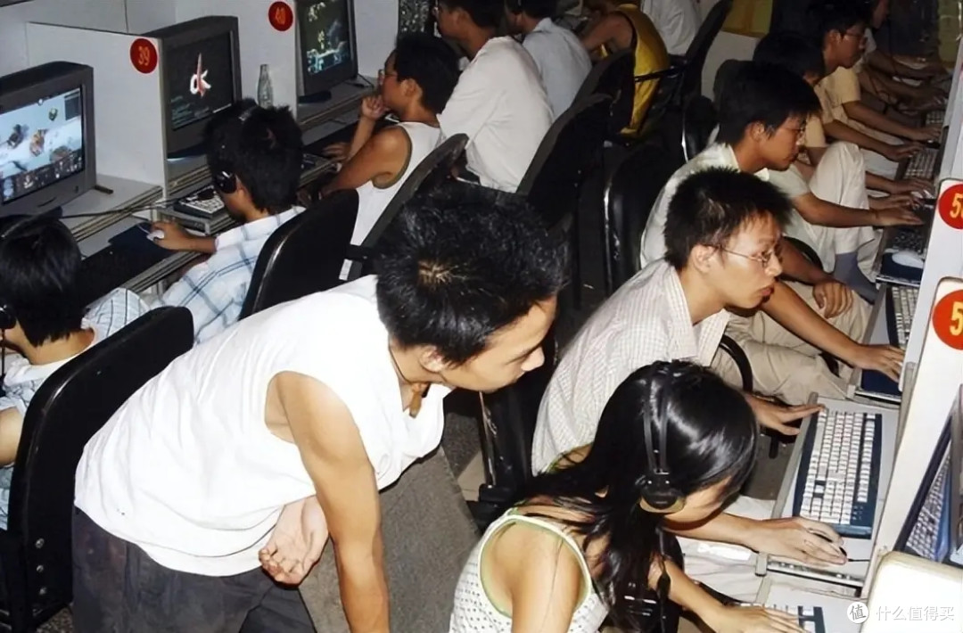 我和CS二十五年的故事:岁月穿膛而过,弹壳余温如初