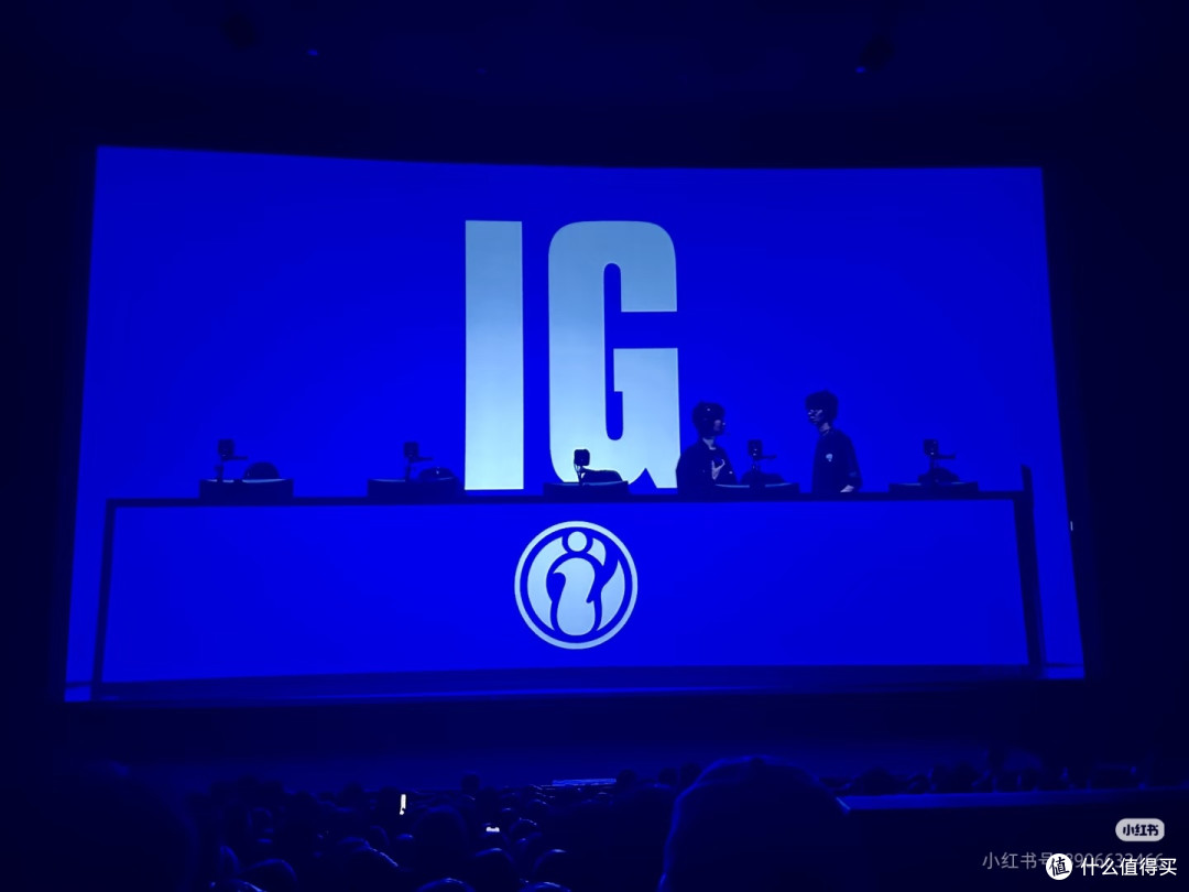 线下观赛｜「热爱当下，不问归途」IG vs T 1