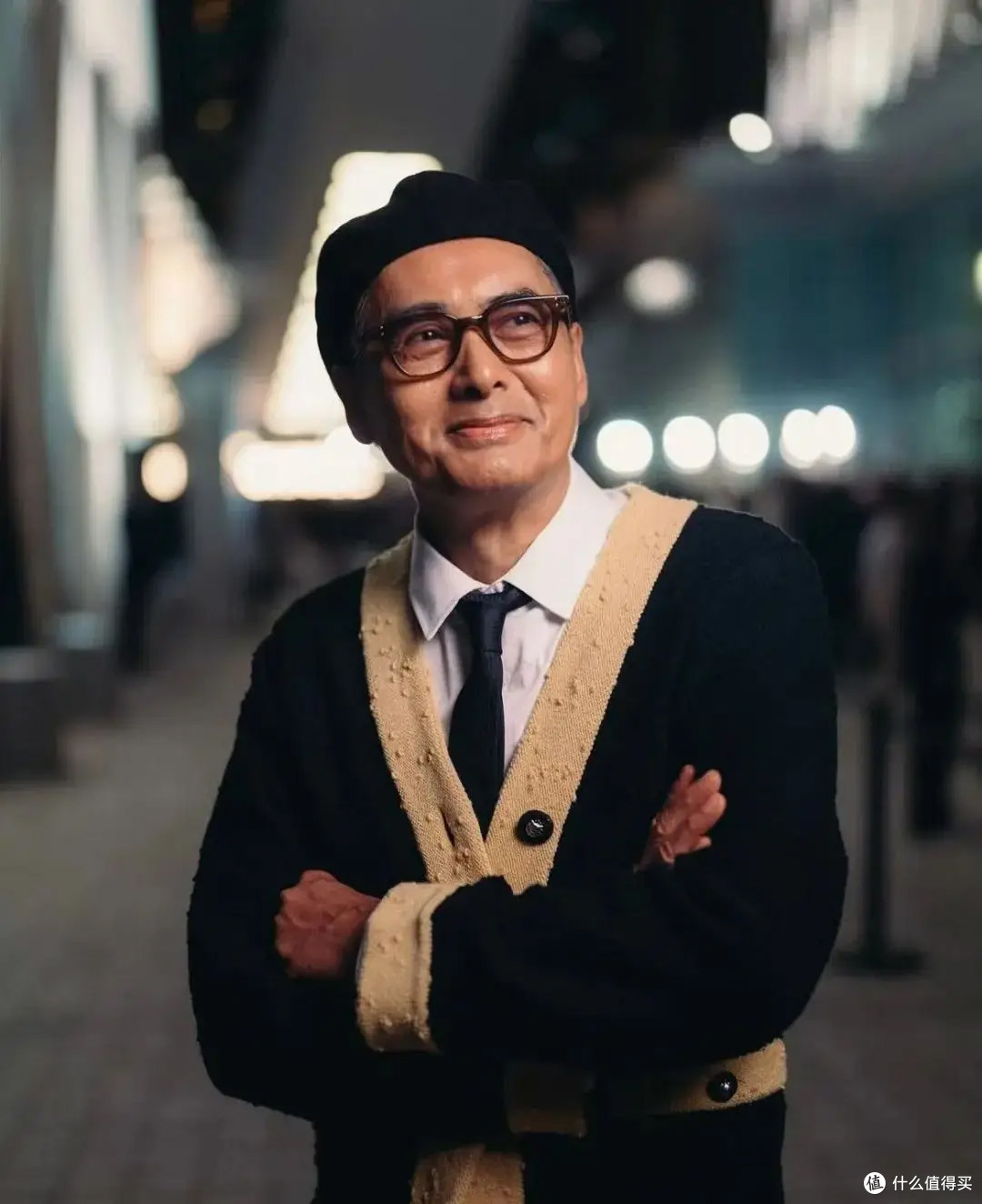 70岁周润发跑马拉松!从年轻就很会穿的男人,年龄反成加分项