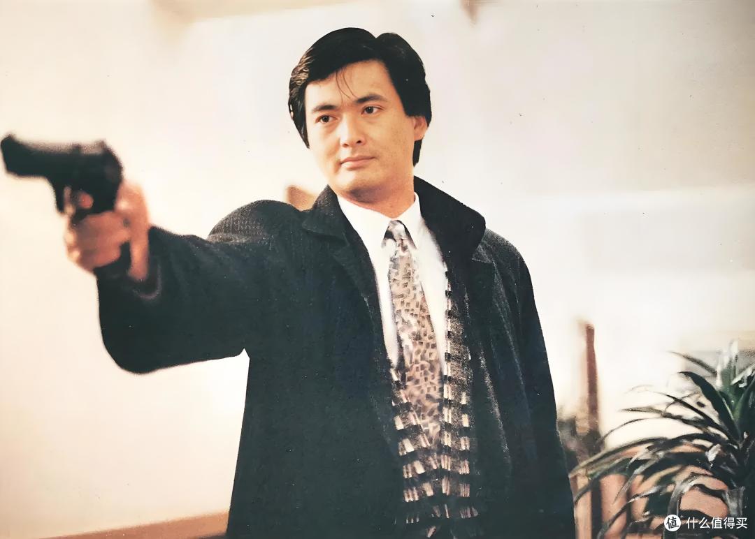 70岁周润发跑马拉松!从年轻就很会穿的男人,年龄反成加分项