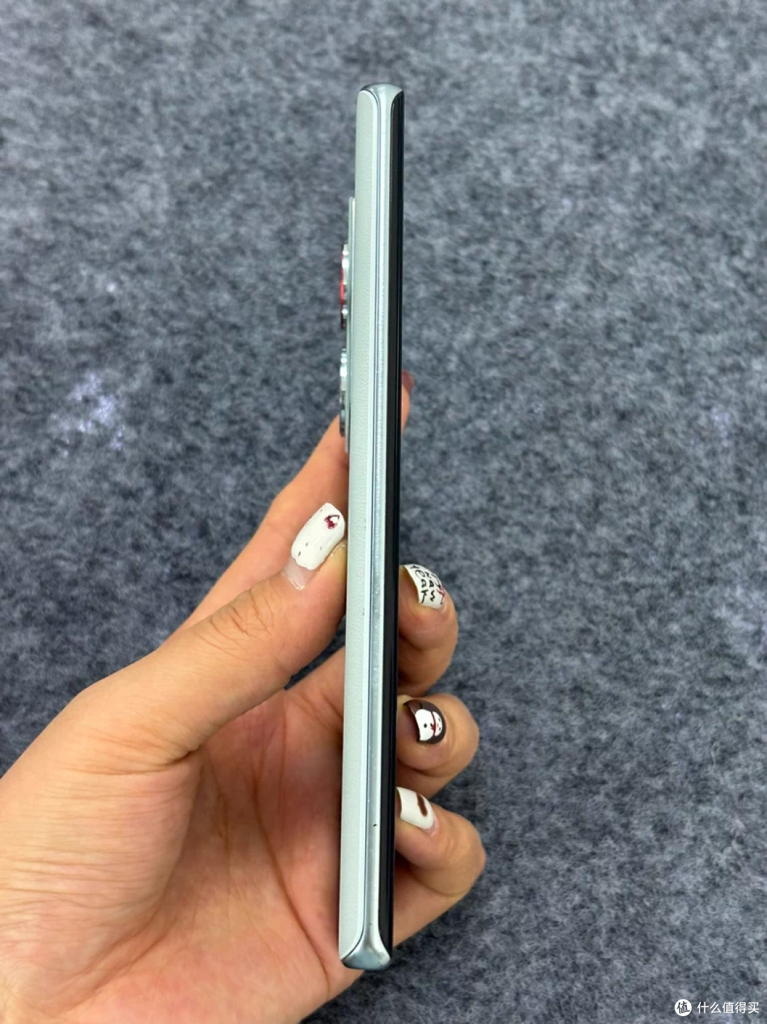 650元起捡漏冷门旗舰机!骁龙8 Gen 2加持,虽冷,但是价格足够香