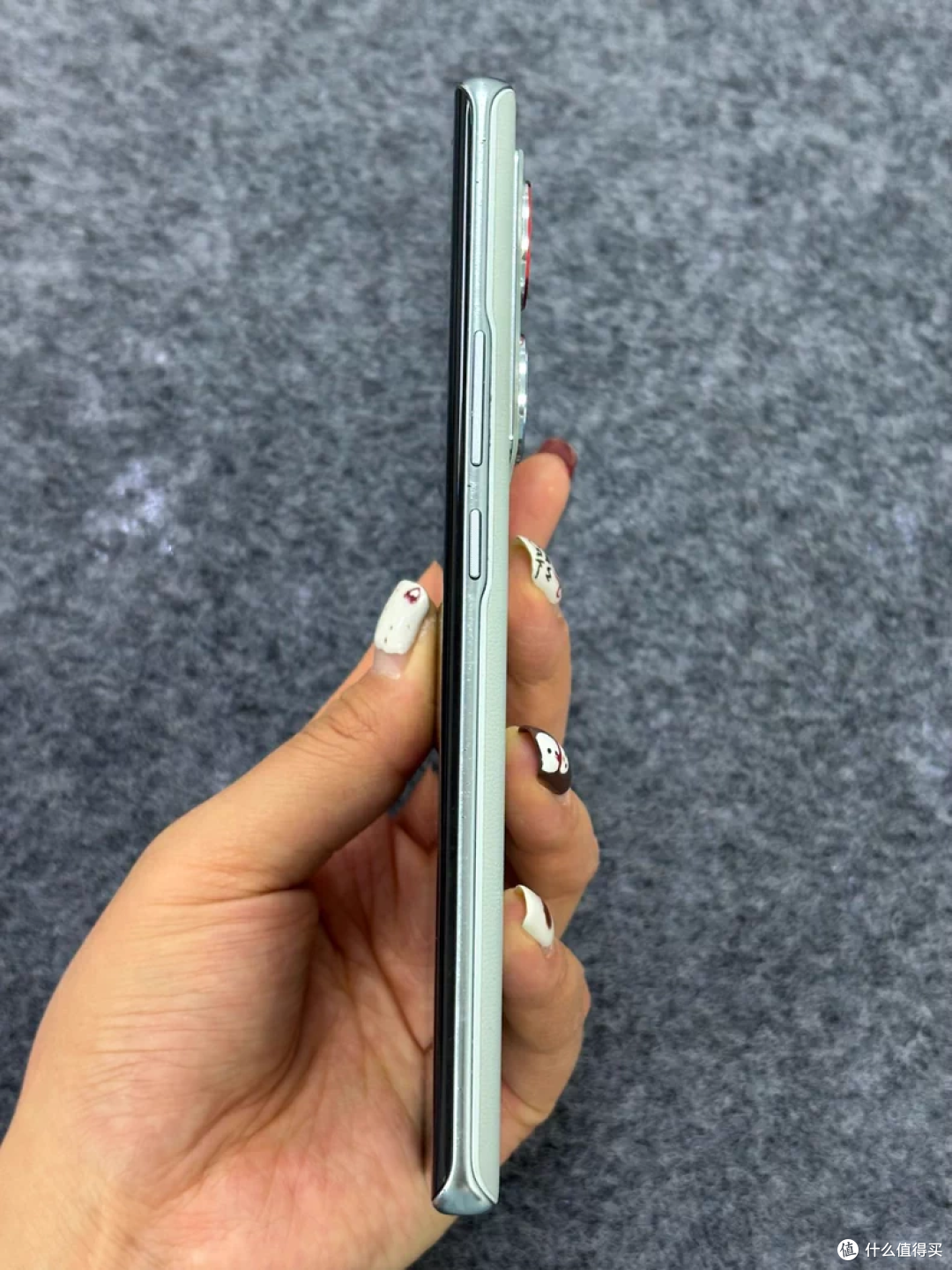 650元起捡漏冷门旗舰机!骁龙8 Gen 2加持,虽冷,但是价格足够香