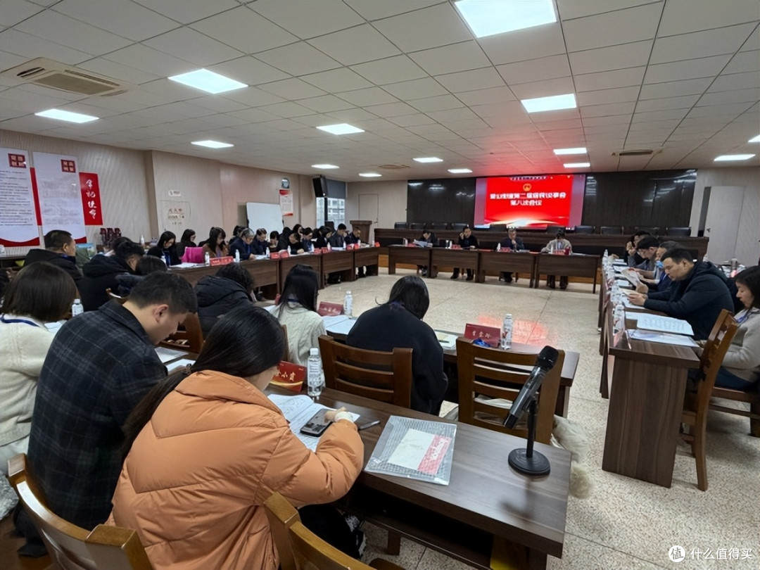 爱山街道“如何改善辖区水环境质量”从居民议事会提问看基层治水
