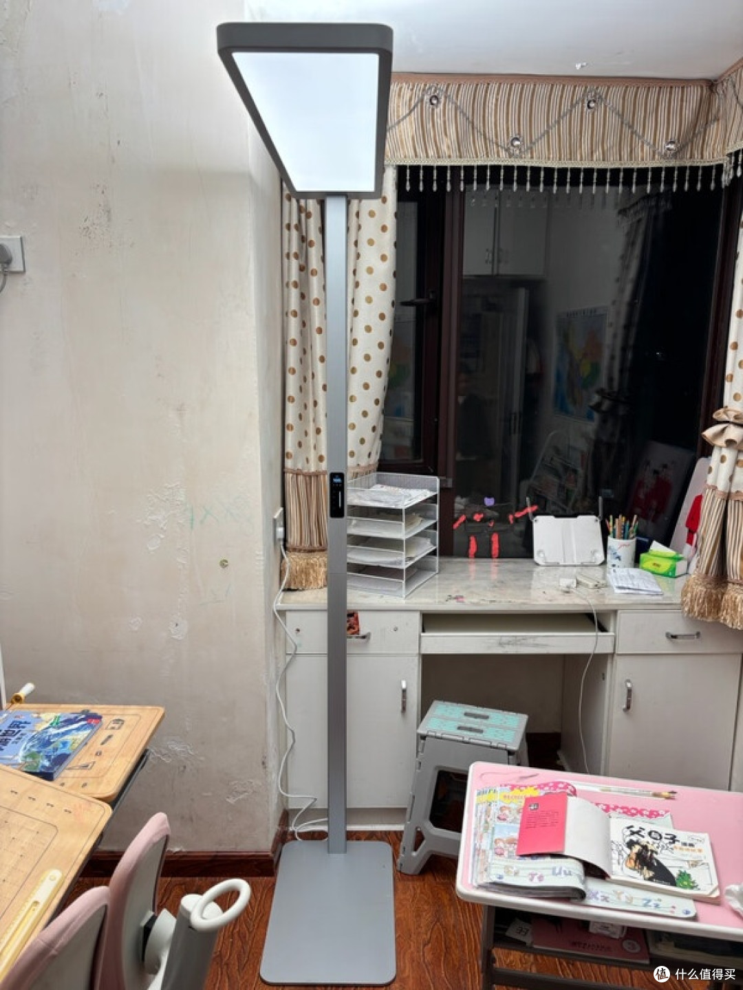 哪个品牌的落地灯最好用？权威认证青少年落地护眼灯十大牌子安利