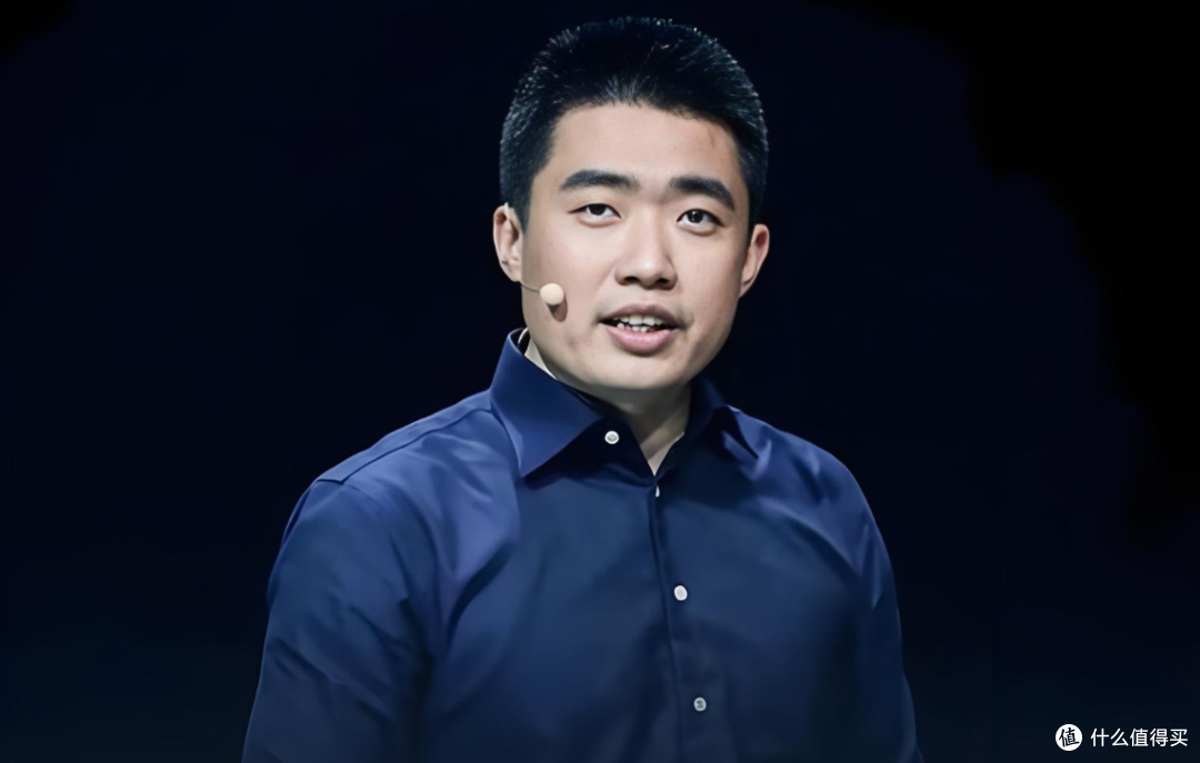 李想临时开2小时会，全程不谈卖车只吹AI，直言必做机器人！