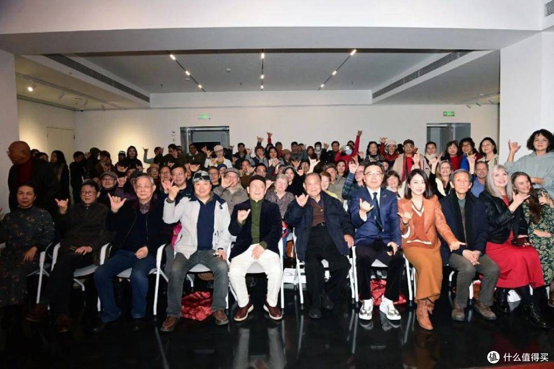 抽象唯一,中美抽象艺术交流展在上海隆重举行
