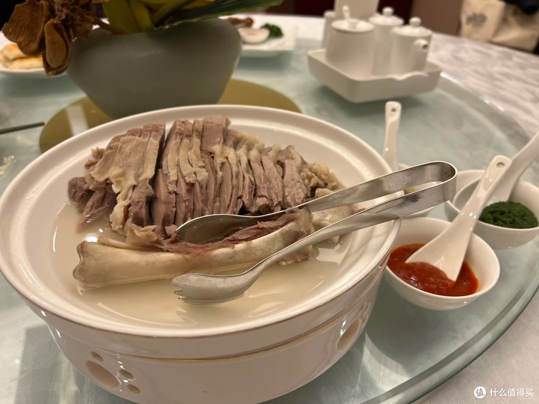 舌尖上的京城:我的 2025 年度驻京办美食惊艳之旅