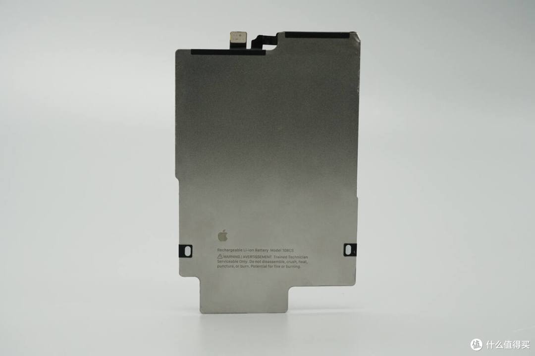 iPhone Air手机内置钢壳叠片电池揭秘！