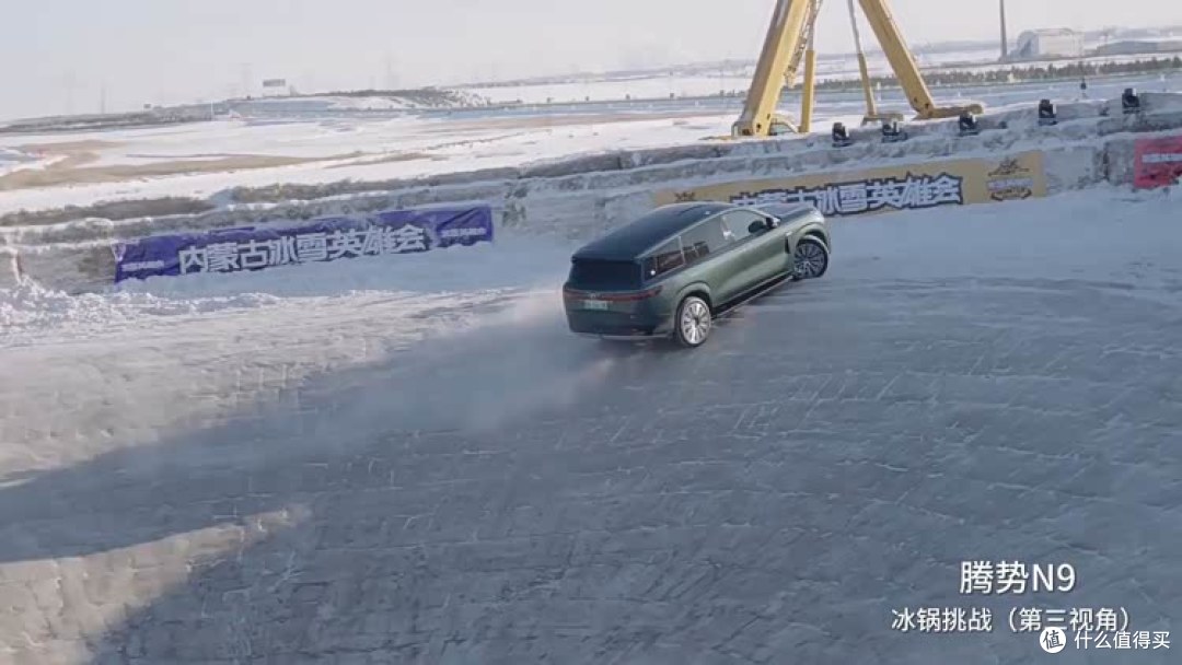 比亚迪的雪地模式刷屏,撕碎了多少“豪车”的遮羞布?