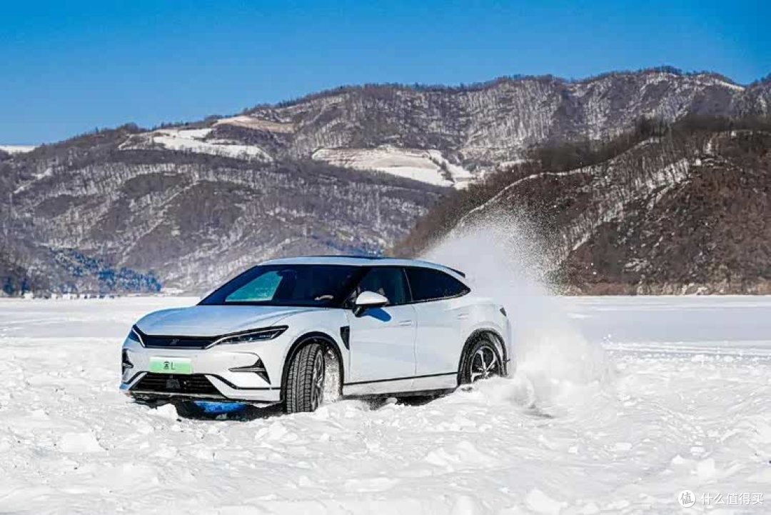 比亚迪的雪地模式刷屏,撕碎了多少“豪车”的遮羞布?