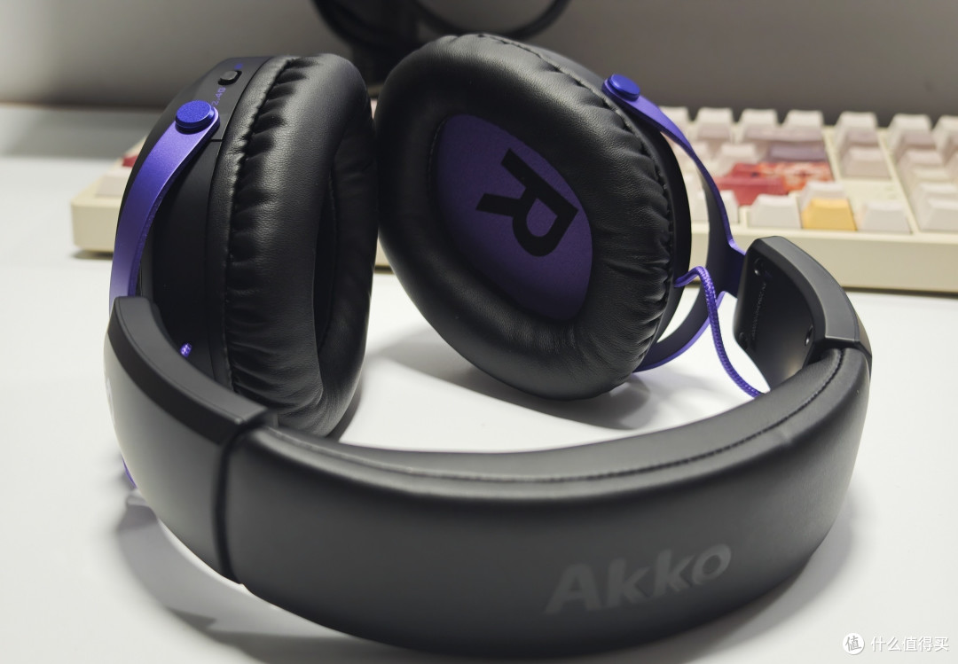 Akko新品 灵动v9 Ultra三模游戏鼠标,轻量化、双8K回报率,好用