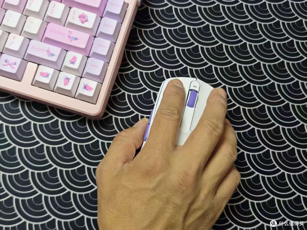 还在找好鼠标?Akko 灵动 V9 Ultra 一试就爱!
