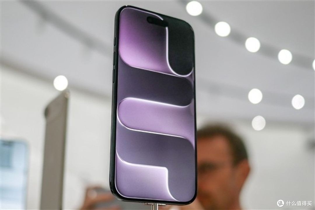 苹果的终极平衡术!iPhone Air 2双摄升级背后的艰难抉择