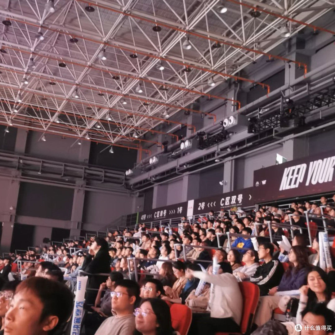 Faker六冠王：电竞传奇的坚持