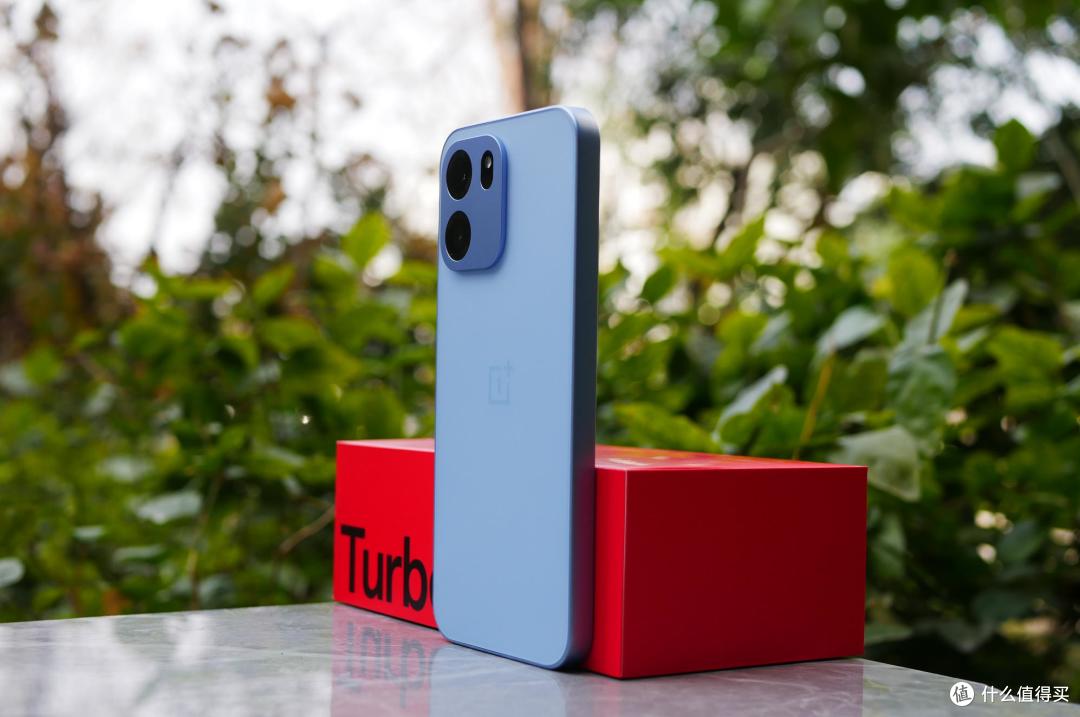 新春佳节给爸妈买手机!闭眼入9000毫安超大电池的一加Turbo 6V