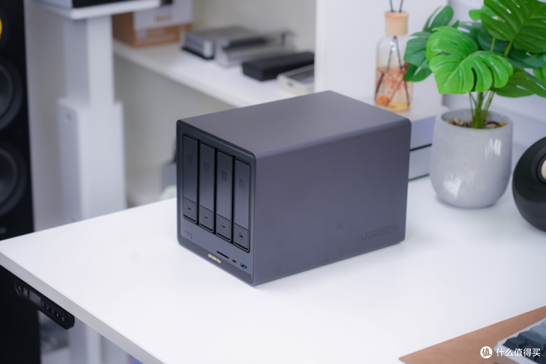 一己之力让全球Mac涨价，最强贾维斯丨绿联NAS部署Clawdbot教程！