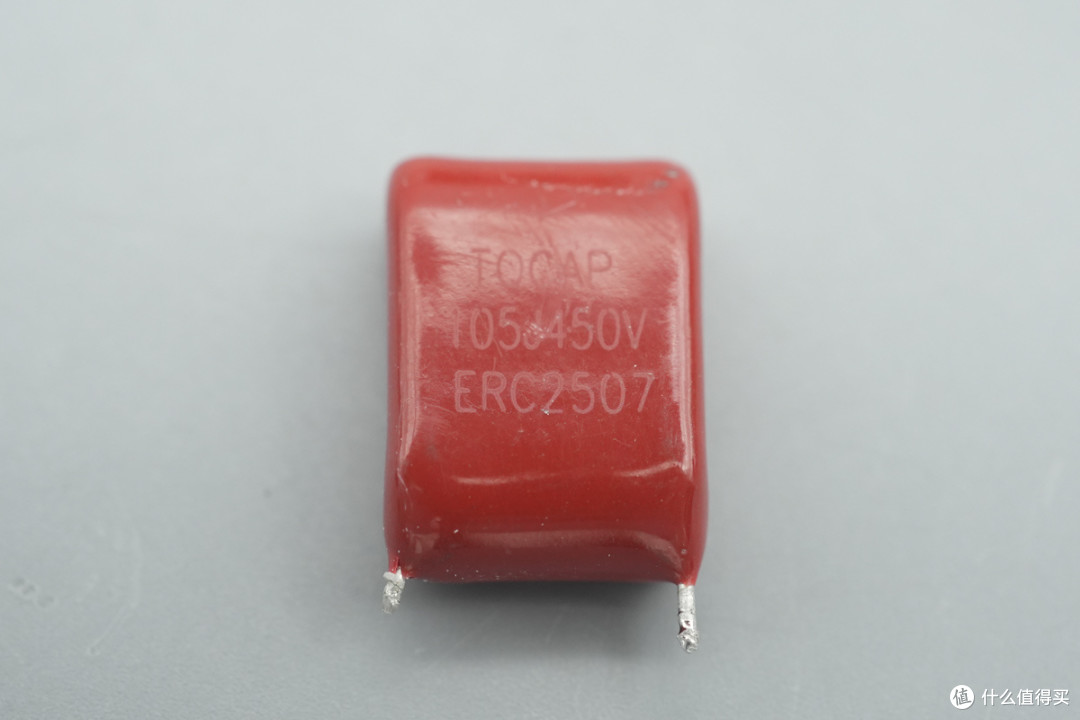 PD3.2+28V5A加持,异泽140W四口氮化镓充电器拆解