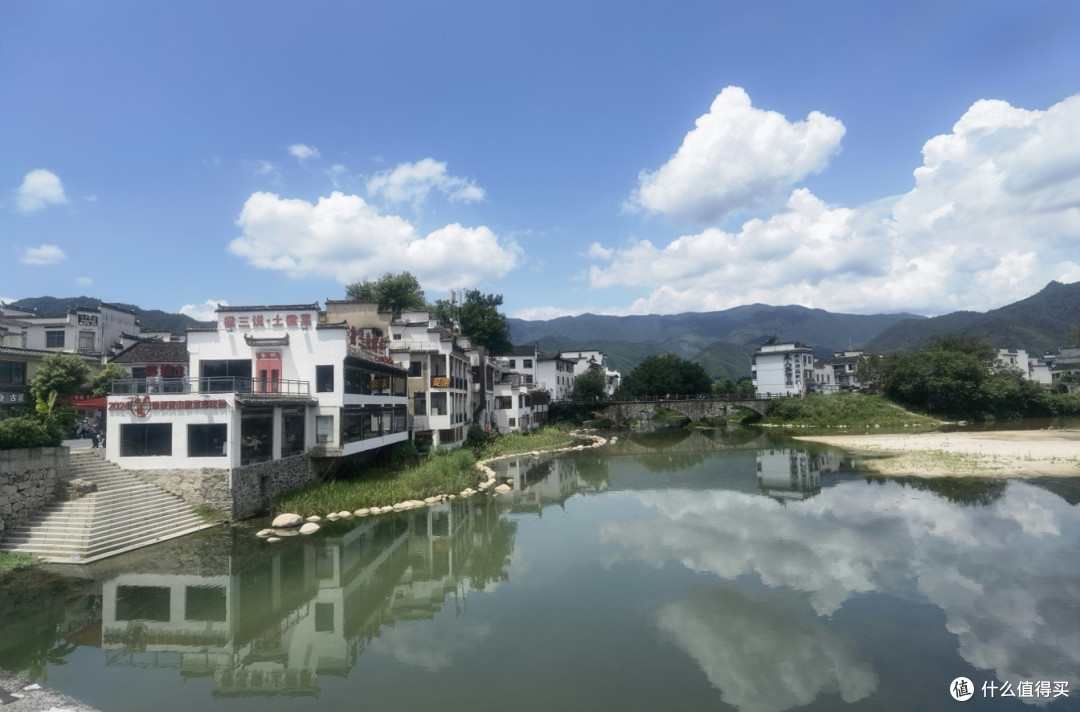 宏村烟雨间,“徽三臭鳜鱼”套餐:一口徽州味,一眸水墨情