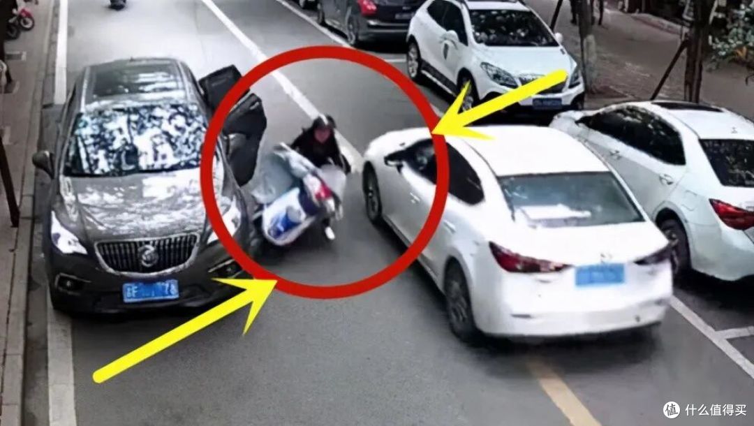 变道总担心刮擦?电子后视镜帮你“擦亮”侧后方