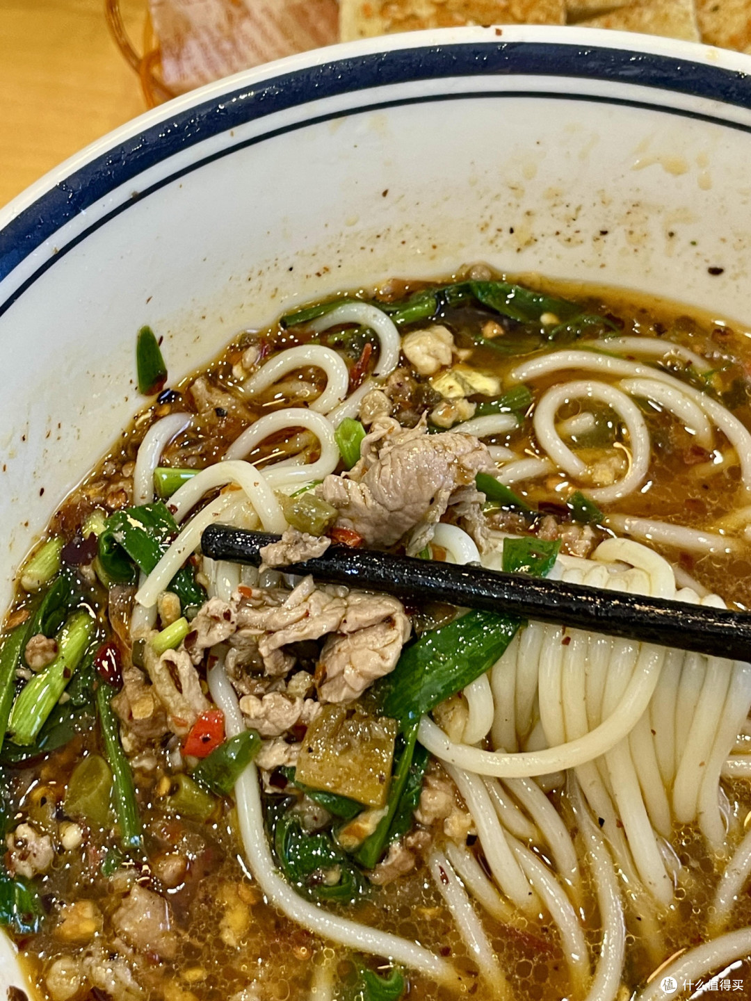 云南米线:半生乡愁与味觉记忆