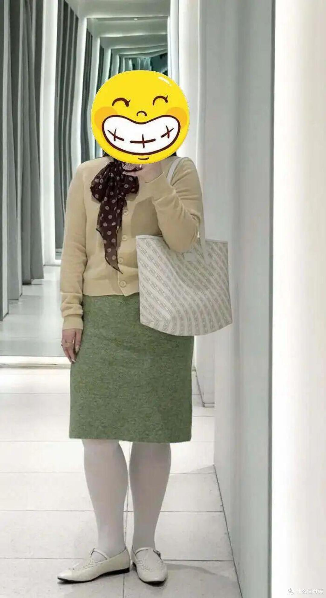 微胖女性挑选裤子,记住这“二不选”,越穿越显胖,你一定要避开