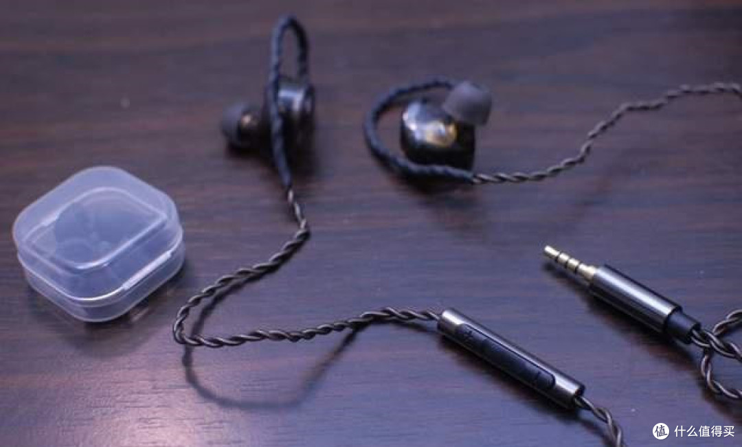 百元级耳机里的战斗机,西圣HiFi 1:如何用黑科技吊打千元旗舰?