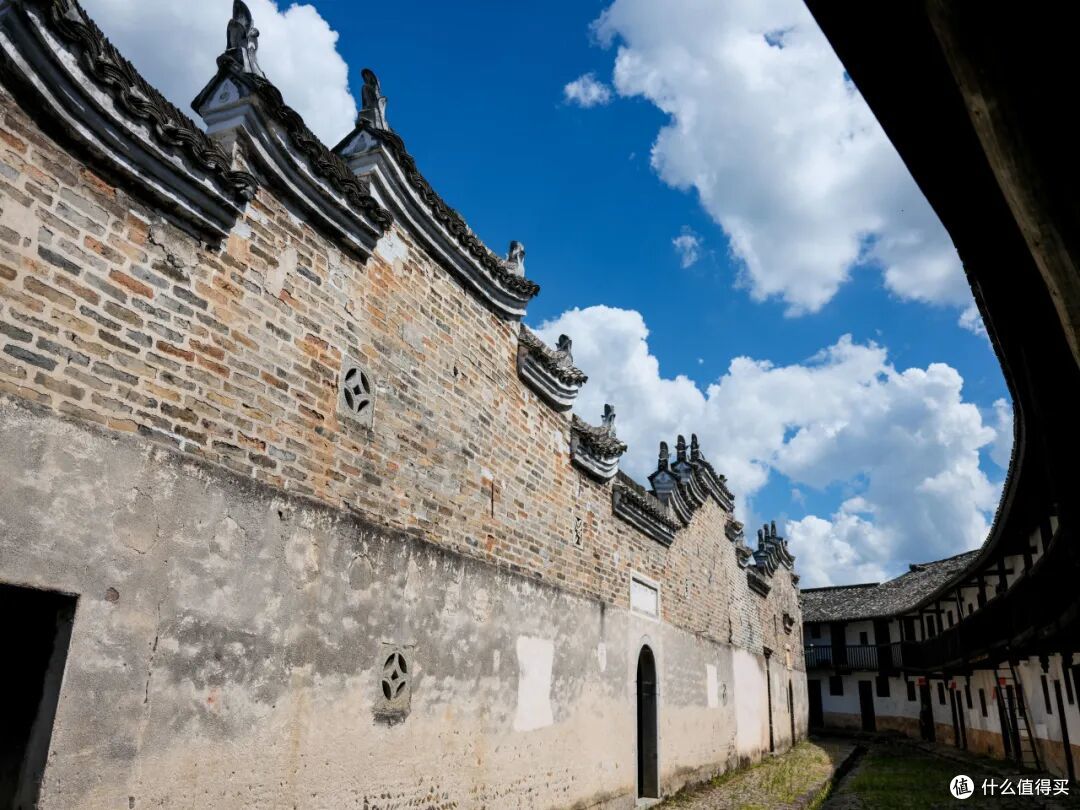 在冷门小城狂吃一天,嘴巴忙得不知天地为何物