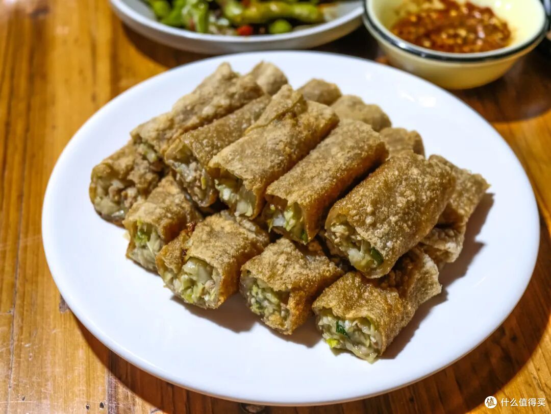 在冷门小城狂吃一天,嘴巴忙得不知天地为何物