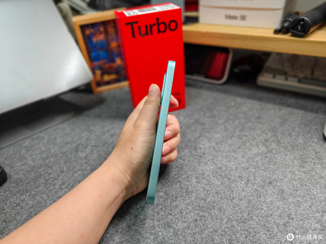 165Hz高刷性价比手机，好用不贵，一加Turbo6开箱实测
