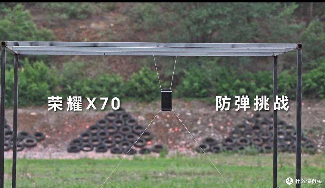 荣耀X70赢麻了,谁说千元机只能凑合用?防水防摔成关注点