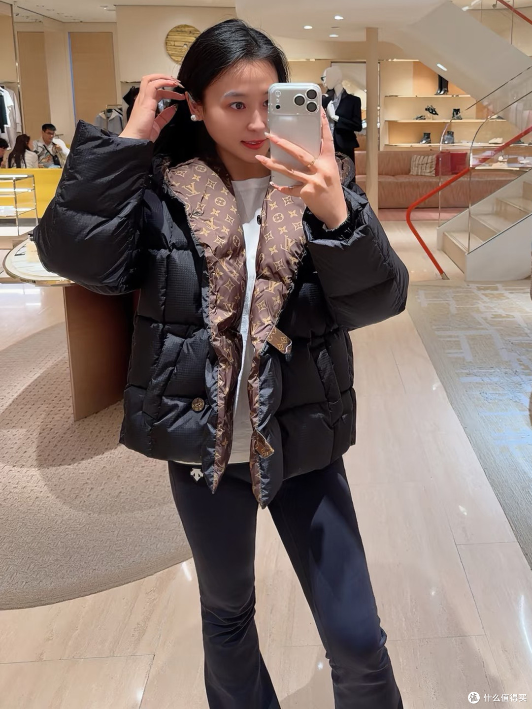 中年女人的衣服：买精不买杂，这4个品牌的衣服，不输LV、香奈儿