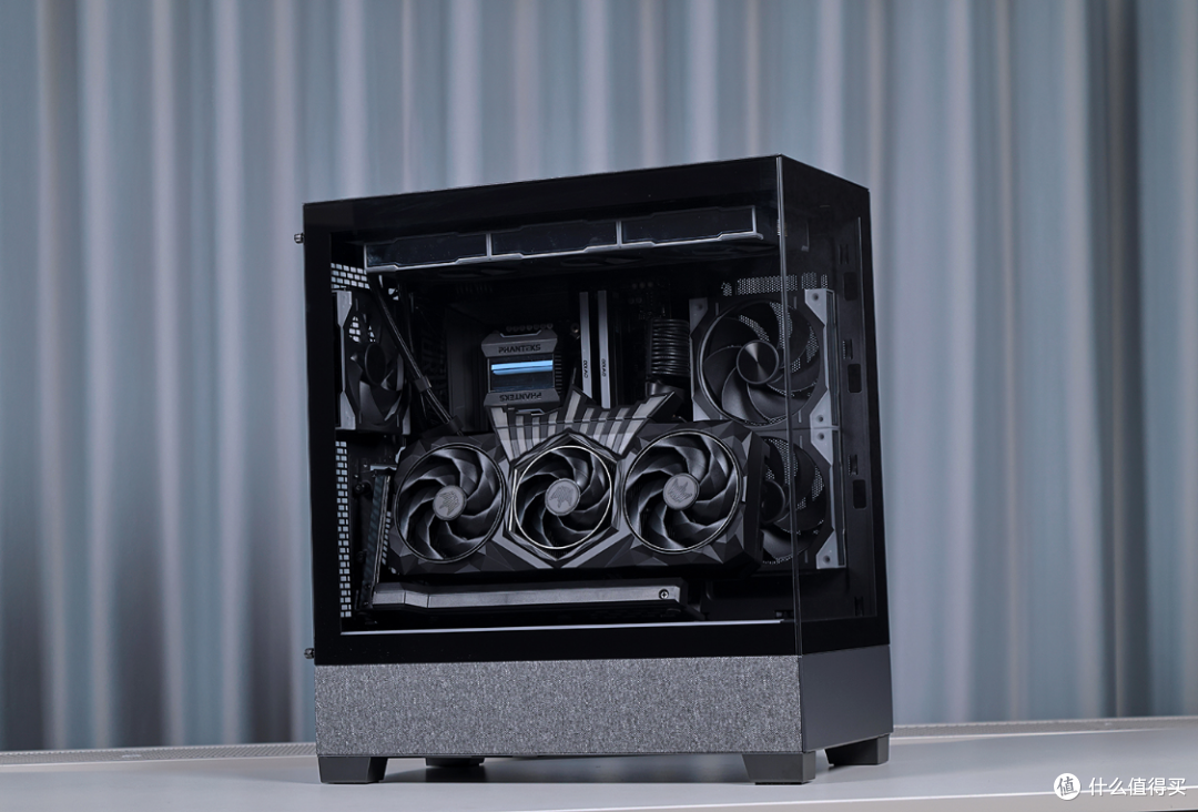 1.8W含泪装机:245K+B860M电竞雕+5070Ti HOF+追风者黑色海景房