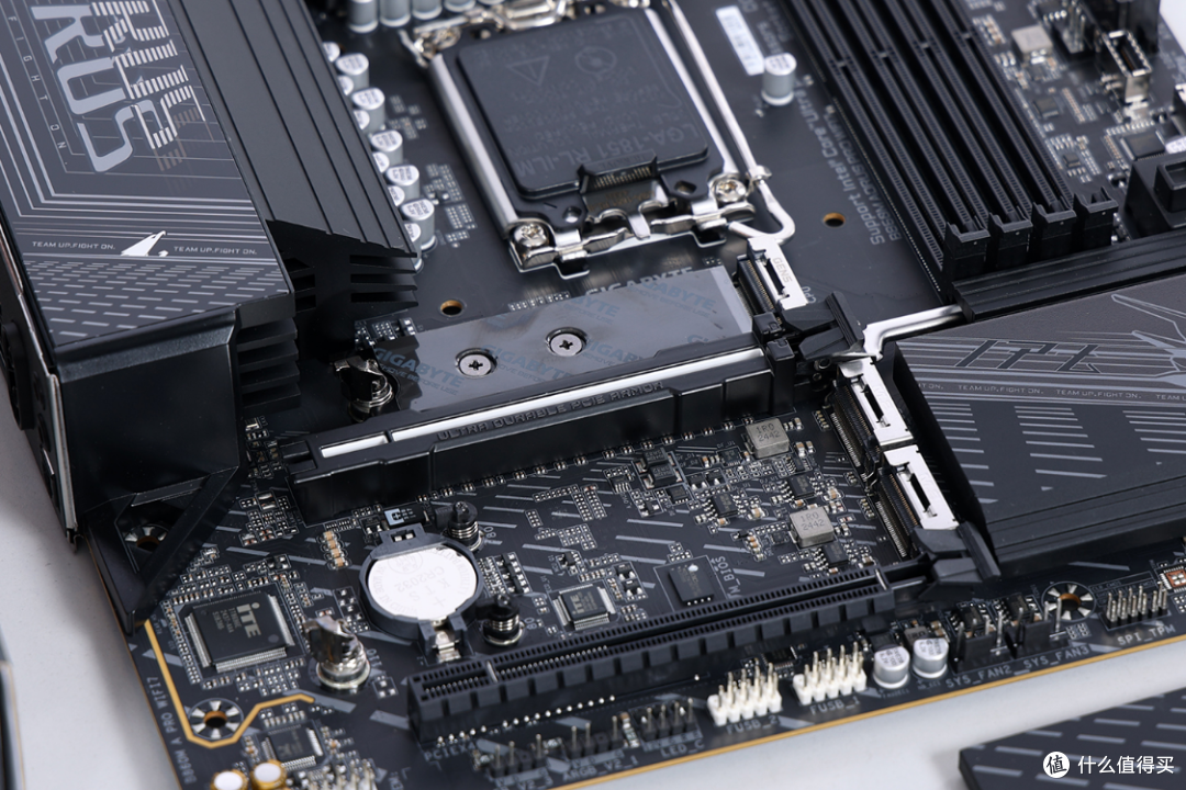 1.8W含泪装机:245K+B860M电竞雕+5070Ti HOF+追风者黑色海景房