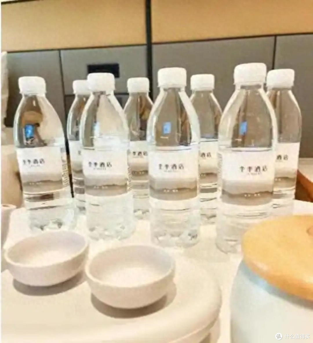 五星级酒店倒闭潮来了,但全季凭3毛一瓶的水,给同行狠狠上一课