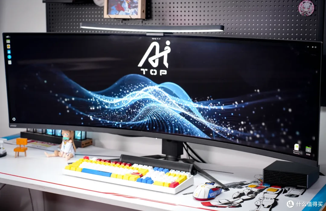 桌面级AI算力革命：技嘉GIGABYTE AI TOP ATOM尝鲜（开箱+拆解）