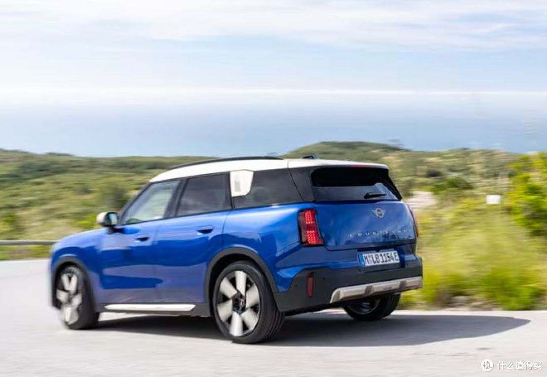 纯电续航501公里,2026款MINI COUNTRYMAN E官图发布