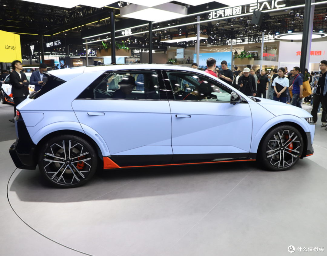北京现代IONIQ 5 N:41万级纯电性能SUV,以"赛道基因+驾驶乐趣"