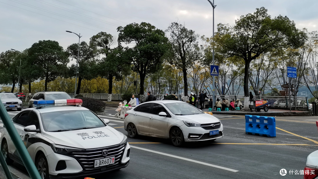 来重庆请忘记那些网红景点吧,南坪雅巴洞湿地公园才是本地人YYDS
