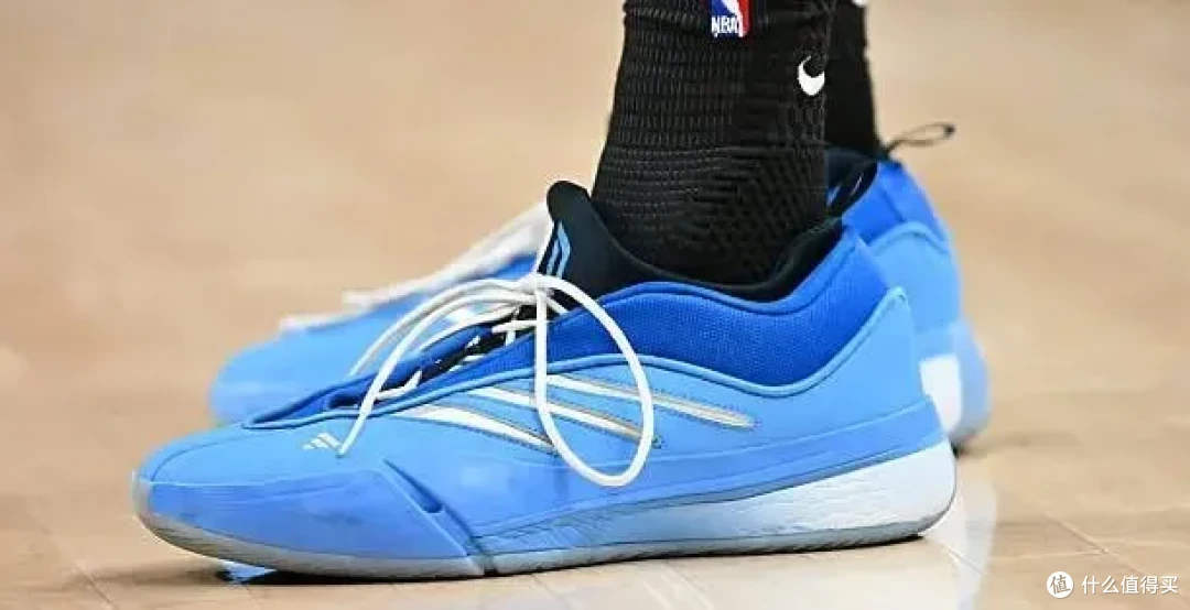 【NBA每日上脚】圣保罗限时返场!8年前的老鞋真抗造?