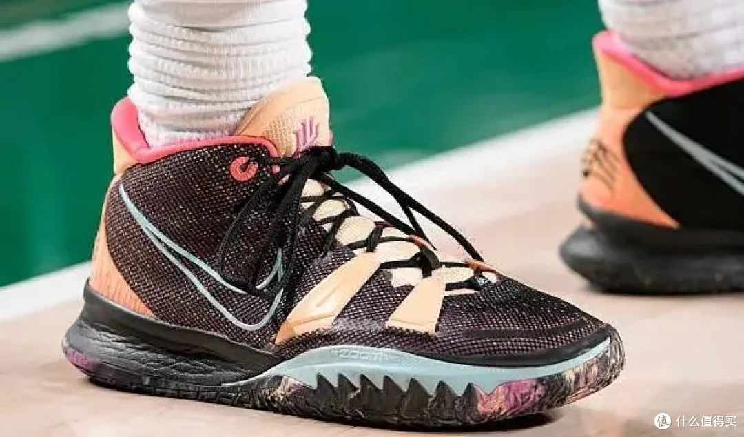 【NBA每日上脚】圣保罗限时返场!8年前的老鞋真抗造?