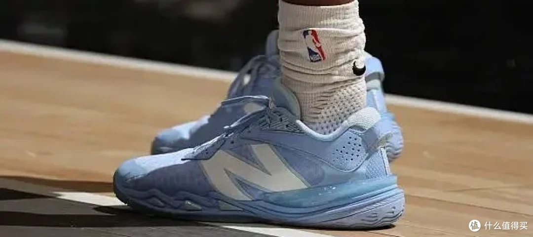 【NBA每日上脚】圣保罗限时返场!8年前的老鞋真抗造?