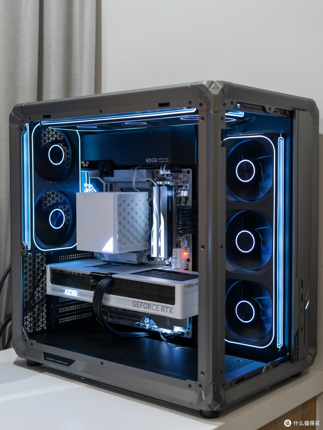游戏新王登基,AMD R7 9850X3D+技嘉X870E X3D超级冰雕主板测评