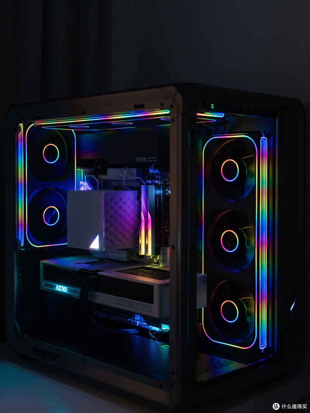 游戏新王登基,AMD R7 9850X3D+技嘉X870E X3D超级冰雕主板测评