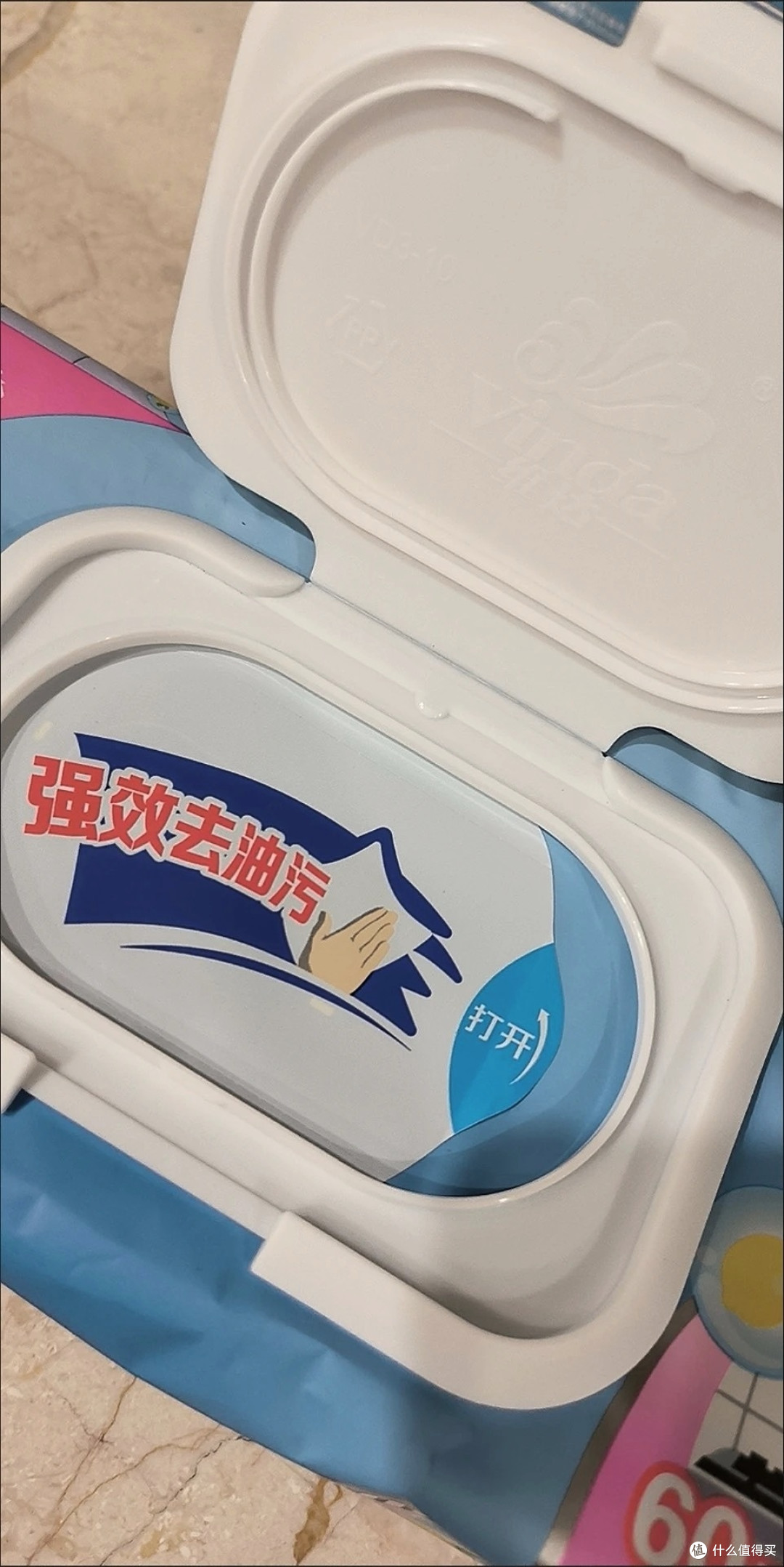 维达厨房湿巾强力去油污，春节厨房大扫除利器！