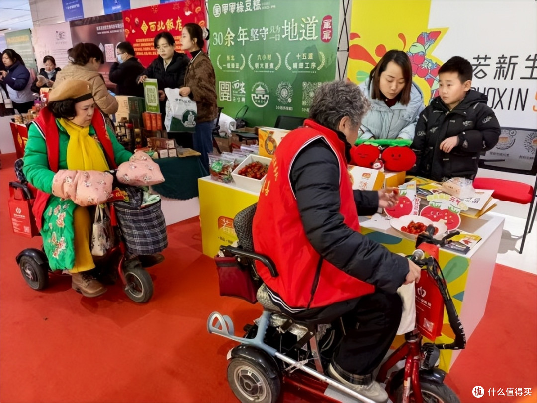 西安银龄大集迎来无障碍志愿者服务队 老年需求与公益视野双提升
