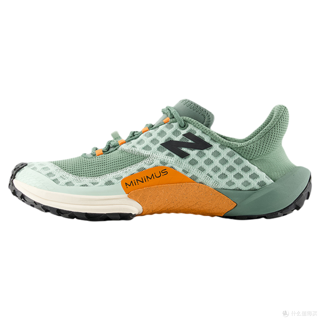 New Balance Minimus Trail越野鞋