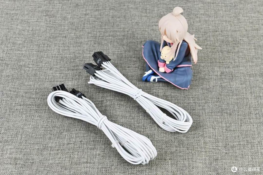 CPU 4+4PIN供电线x2