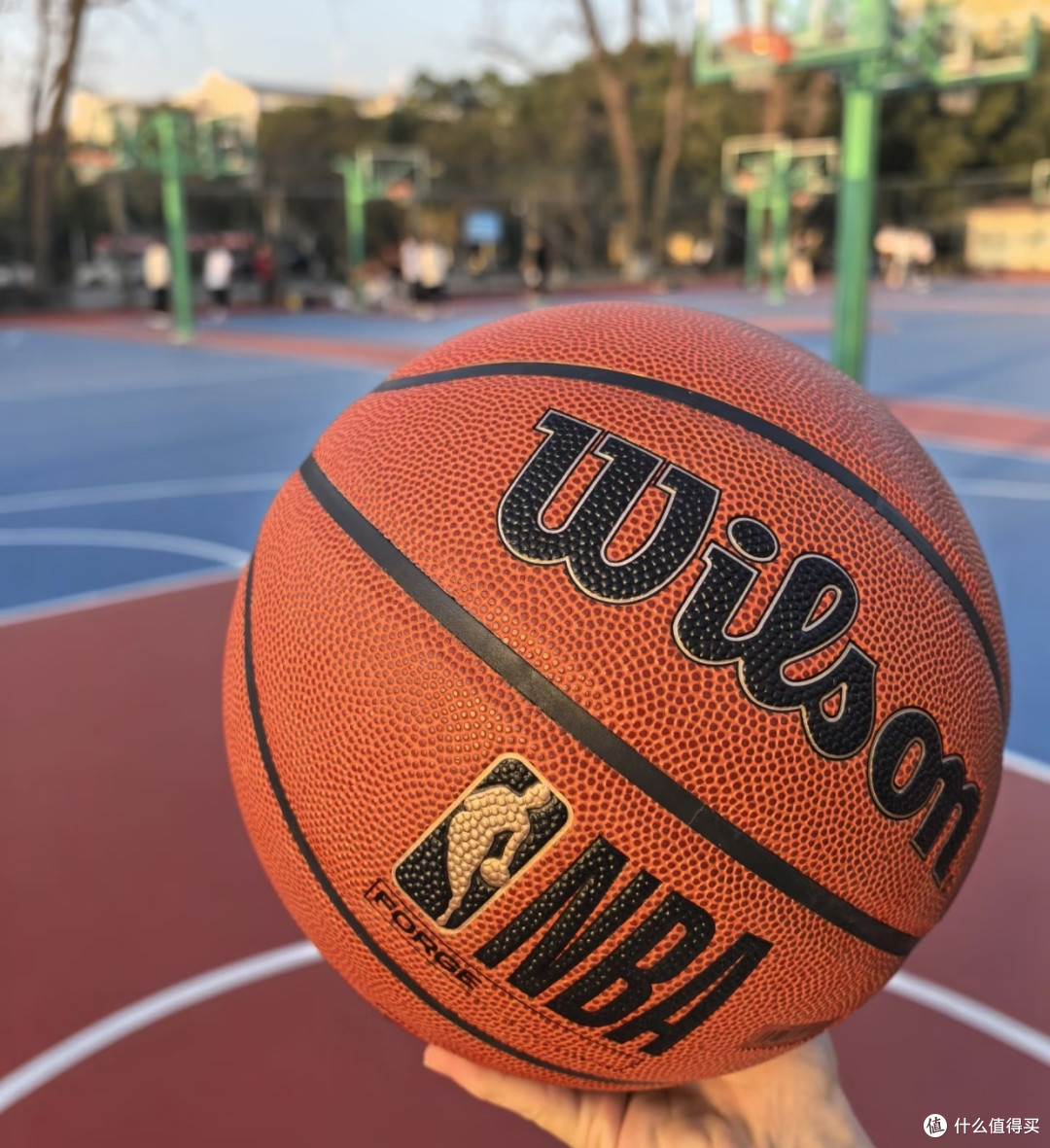 篮球为炬，照亮歧路